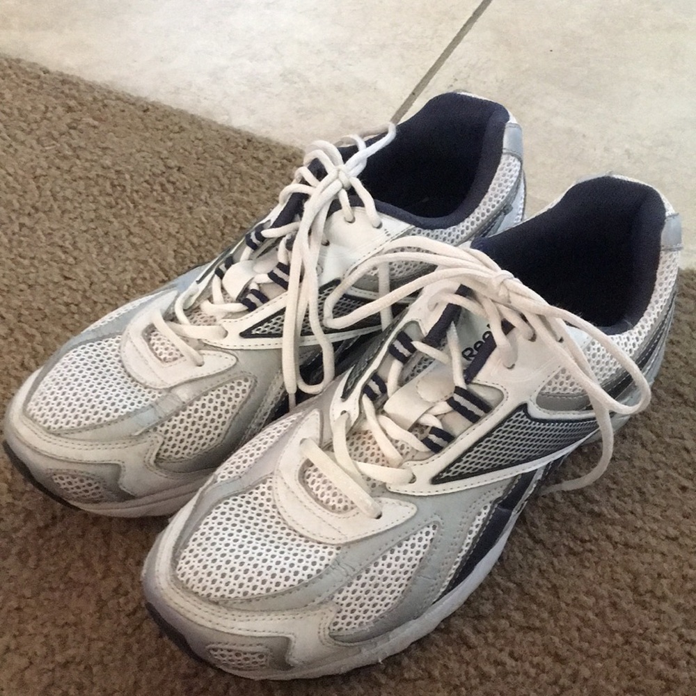 Reebok sneakers - Picture 2 of 6